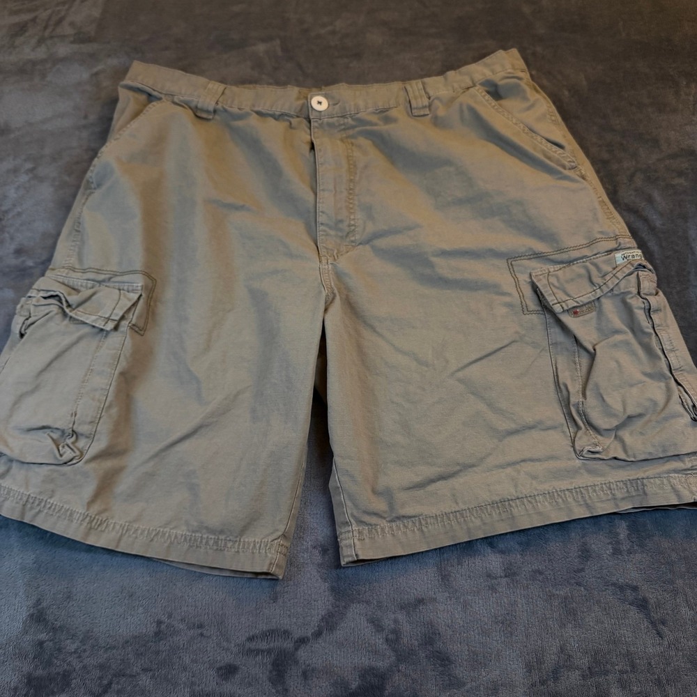 Wrangler Authentic Issue Cargo Shorts Mens 40 Khaki Ripstop Cotton Multi Pocket